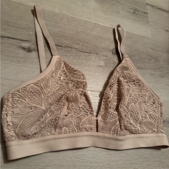 Lively Bra 1 - Picture 2 of 5